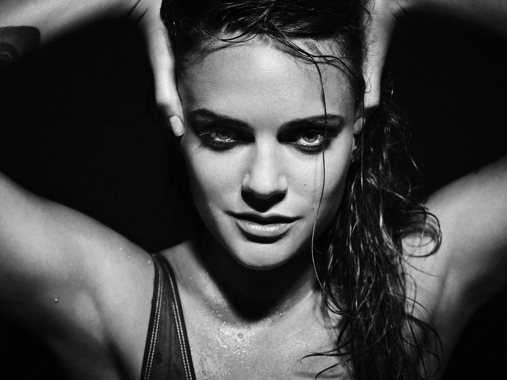 #15 by Cartoon Dandy: Tove Lo – Queen of the Clouds