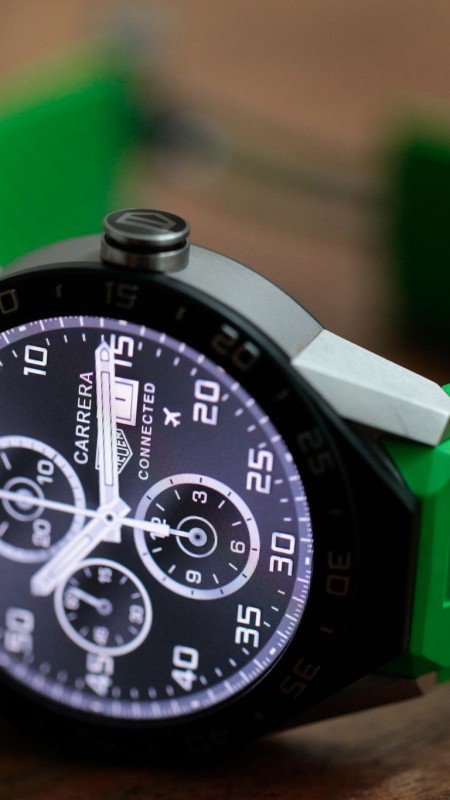 Το πρώτο smartwatch της ελβετικής ωρολογοποιίας